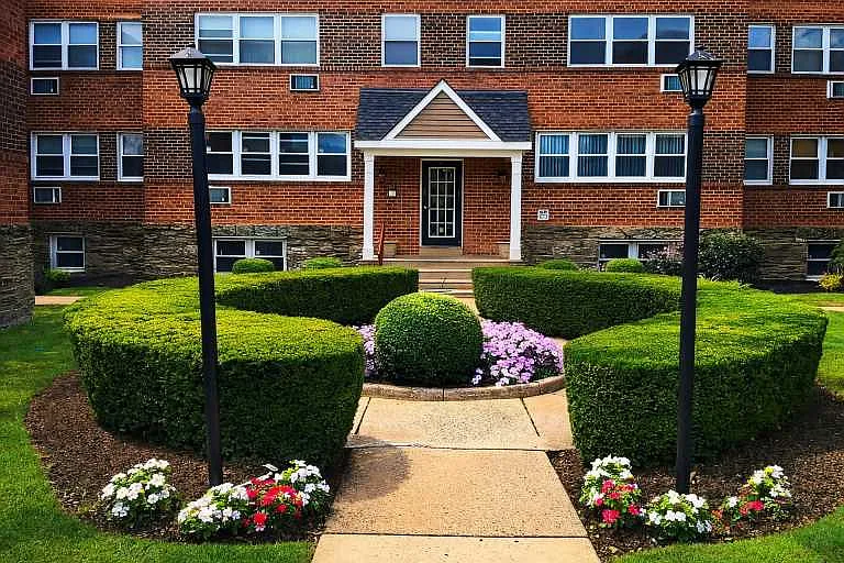 Ardleigh Gardens Apartments