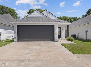 211 Alpine Dr, Lafayette, LA 70506