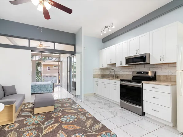 1020 Green St APT 102, Honolulu, HI 96822