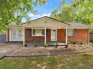 3820 Klerner Ln, New Albany, IN 47150