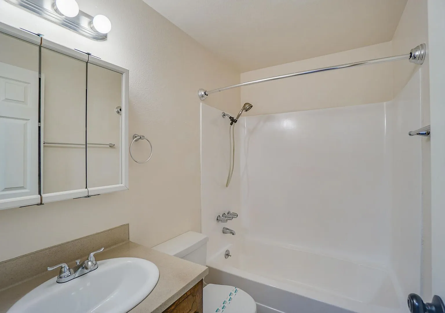 Morningside Manor Apts — Photo 4
