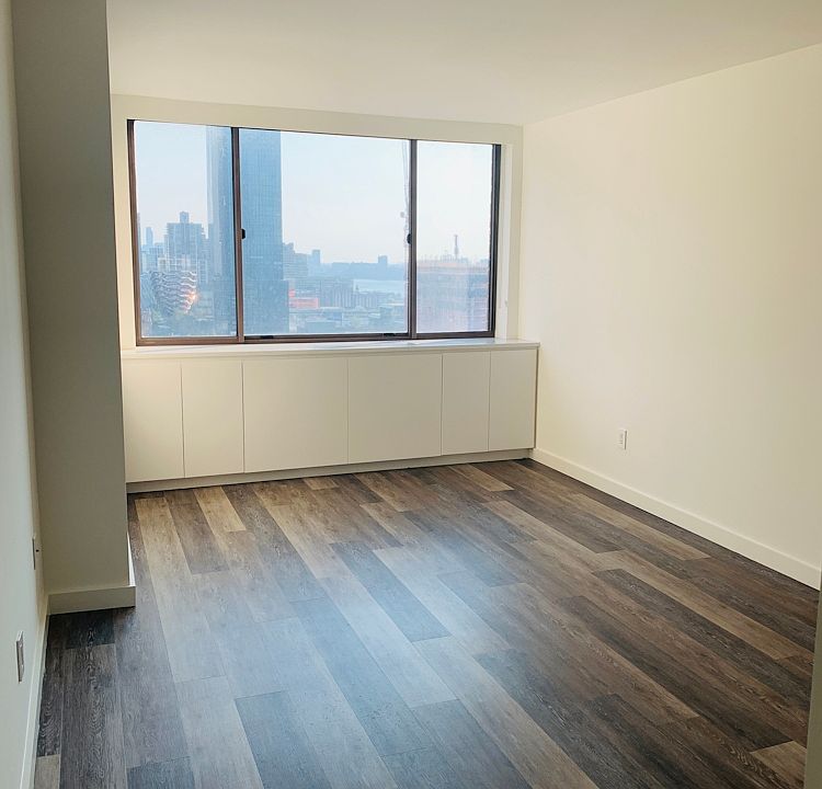 1st image of 520 W 43rd St APT 26F