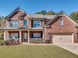270 Woods Creek Dr, Suwanee, GA 30024