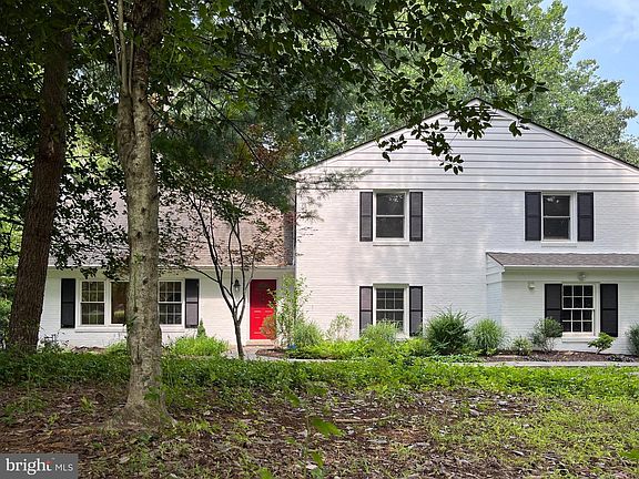 2nd image of 1240 Daleview Dr