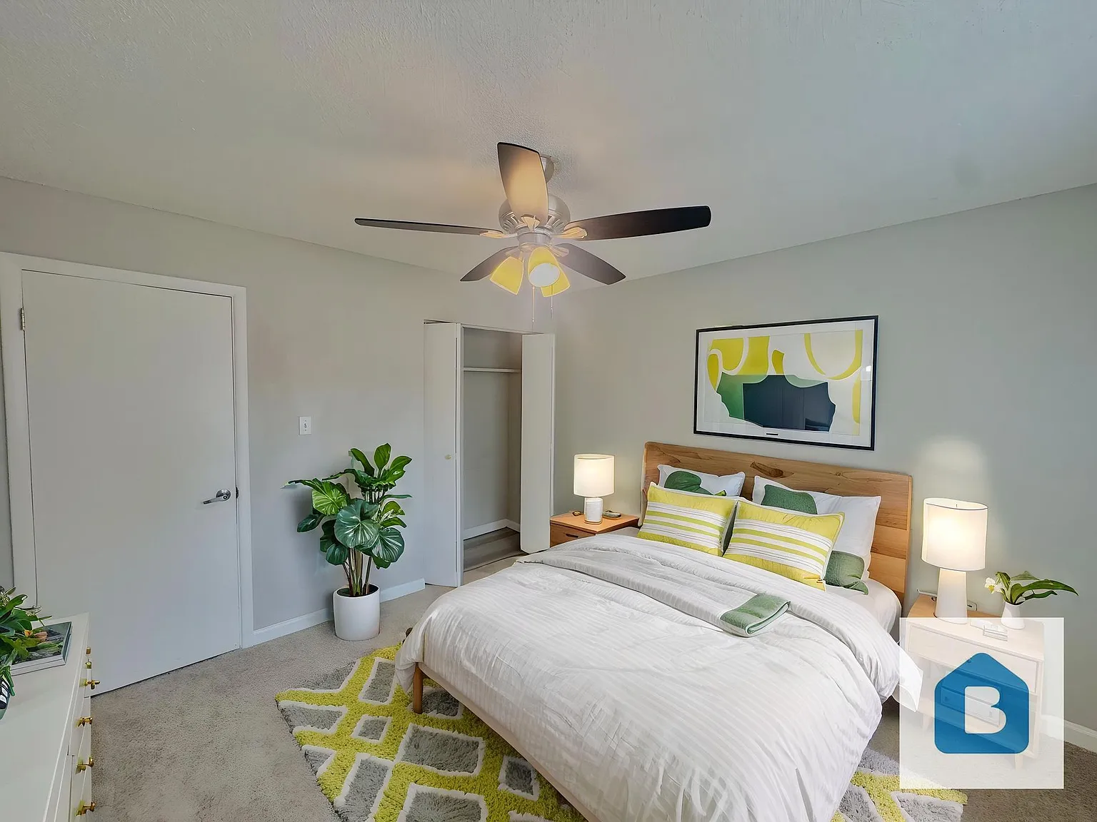 Pinewood Apartments — Photo 4