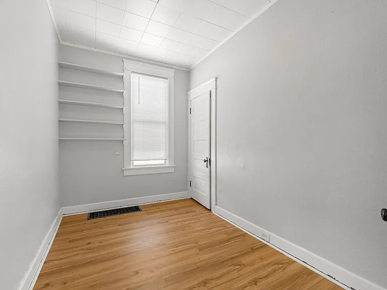 2118 Webster St — Photo 28