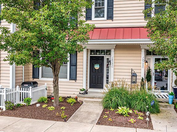 4th image of 18757 Bethpage Dr #14D