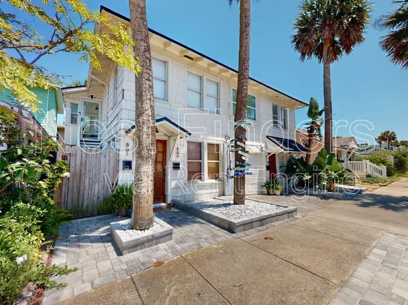 807 2nd St S, Jacksonville Beach, FL 32250