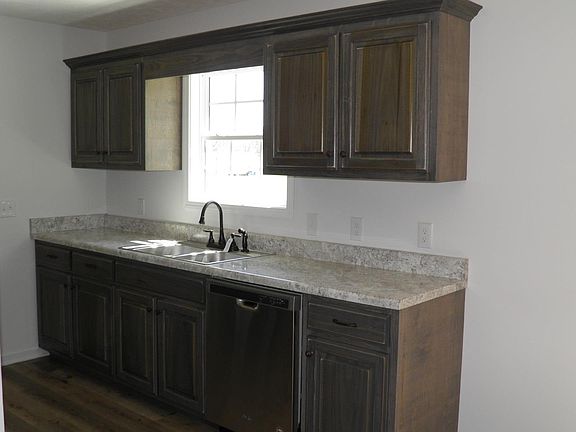 3rd image of 309 Westwood Dr Lot 12