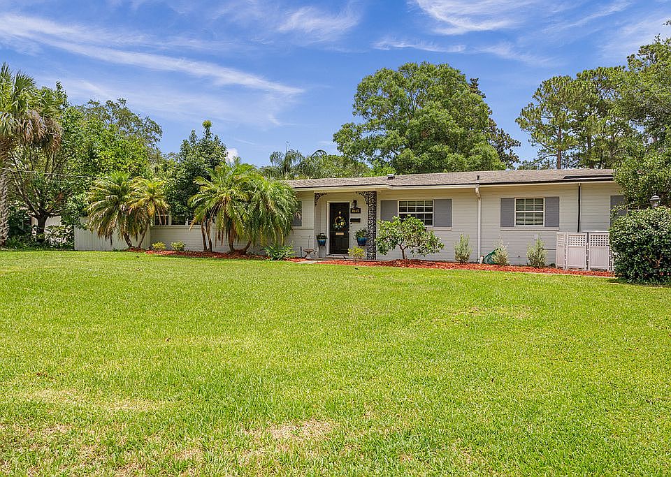1st image of 4648 Avon Ln