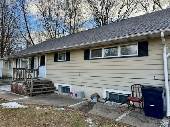 395 Powerhouse Ln #102, Stroudsburg, PA 18360