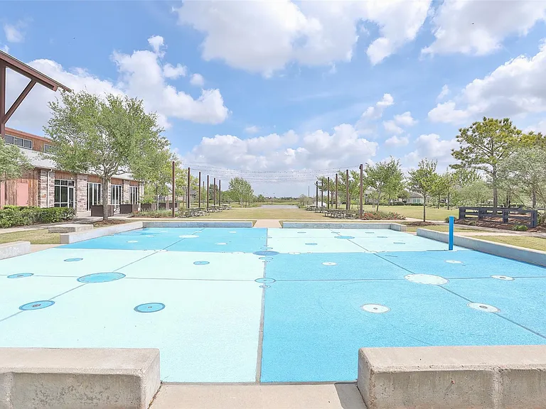 2810 Bluesage Bluff Dr — Photo 40