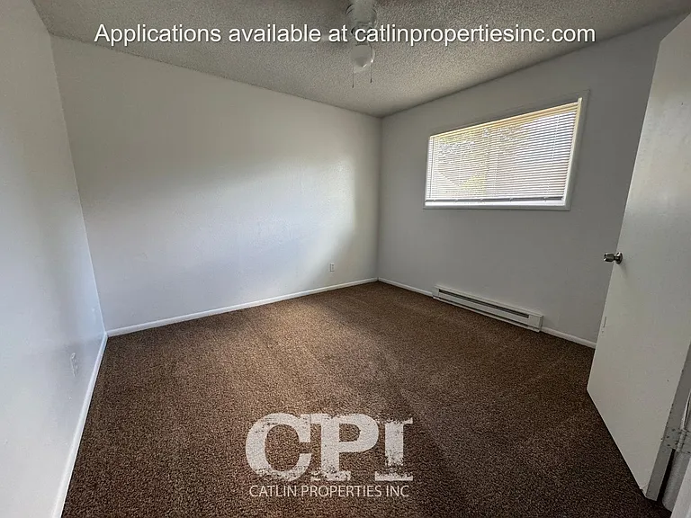 1110 N 1st Ave — Photo 14