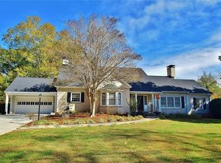 976 Cherokee Rd, Gainesville, GA 30501