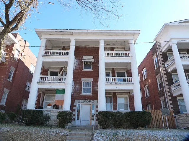 3823 Central St #3