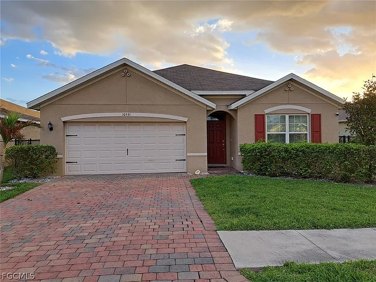 10531 Canal Brook Ln — Photo 1