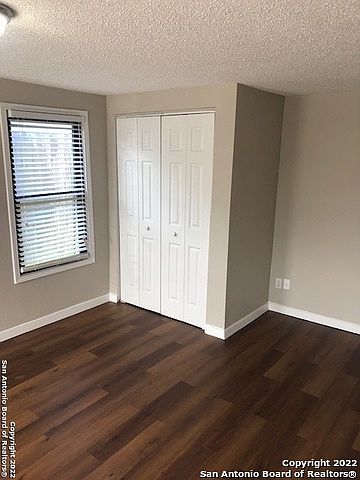 2nd image of 147 Kashmuir Pl