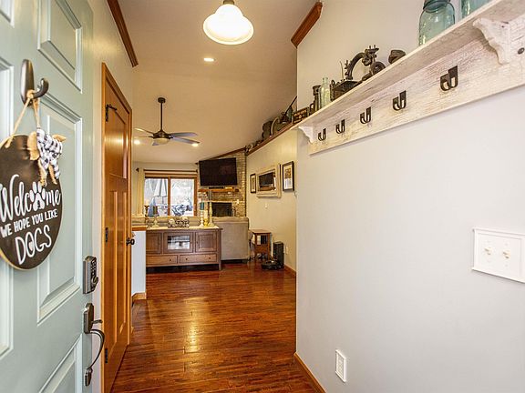 3rd image of 29283 Summer Field Ln