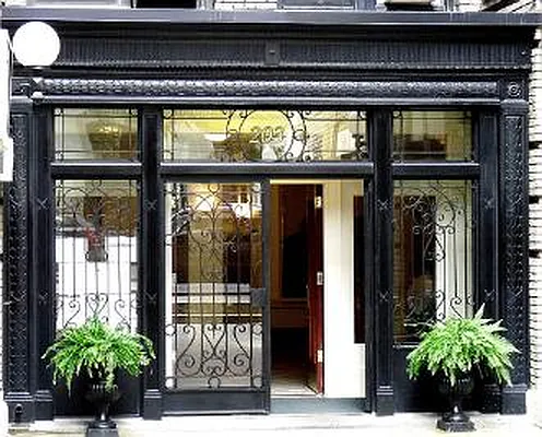 Rented by Corcoran | media 21