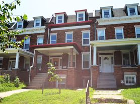 323 E University Pkwy, Baltimore, MD