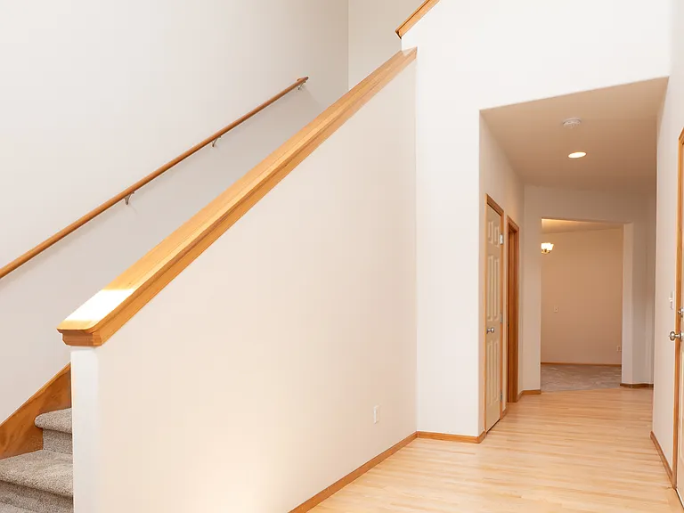 9448 S 196th Pl — Photo 18