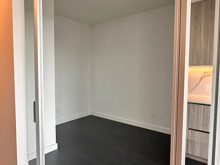 68 Esther Shiner Blvd S #2110 — Photo 9