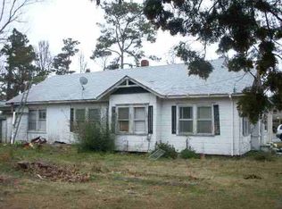 323 E R Daniels Rd #0, Wanchese, NC 27981