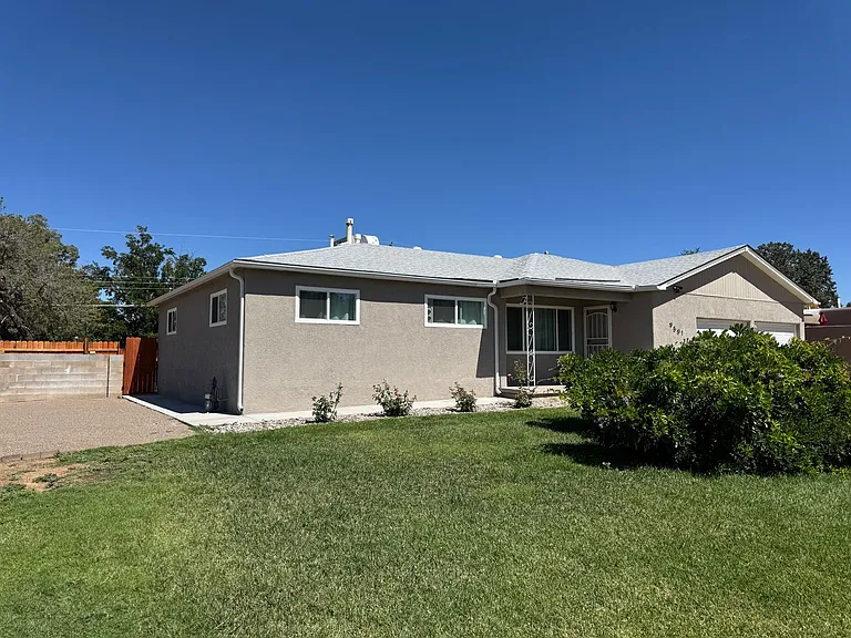 9501 Arvilla Ave NE — Photo 3