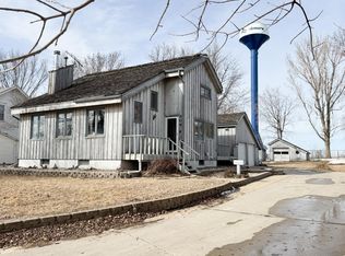 506 4th St, Rushmore, MN 56168