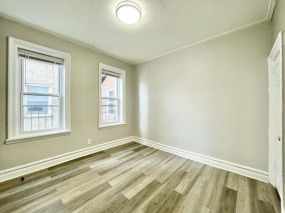5th image of 632 Bergen Ave #203