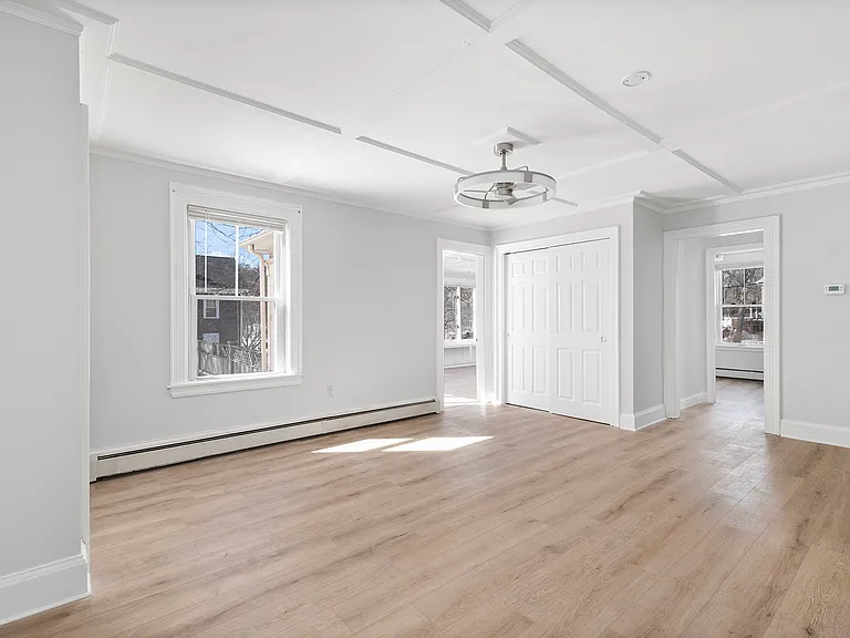 6 Prospect St #1 — Photo 4