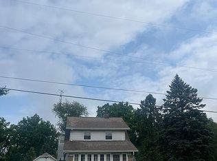 6947 Huckleberry St NW, North Canton, OH 44720
