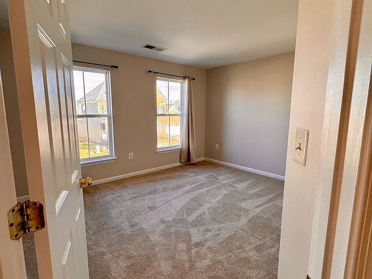 1308 Walker Dr — Photo 16