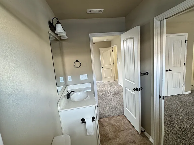 4157 W Bradstreet Ln — Photo 13