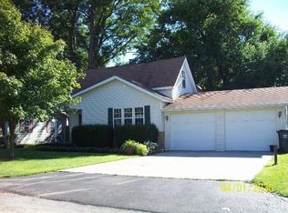 1233 Columbia Rd, Dupo, IL 62239