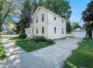 340 E Cherry St, Fremont, MI 49412