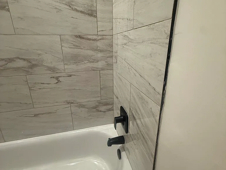 220 W Duffy St #A — Photo 10