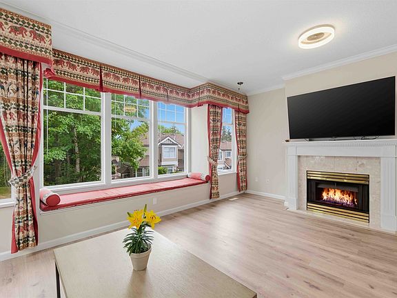 2nd image of 5950 Oakdale Rd #2