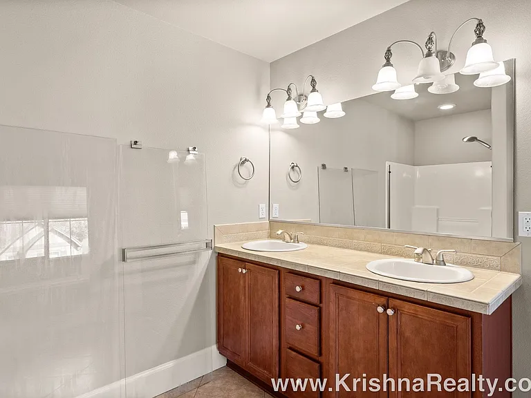 11322 NW Kimble Ct — Photo 19