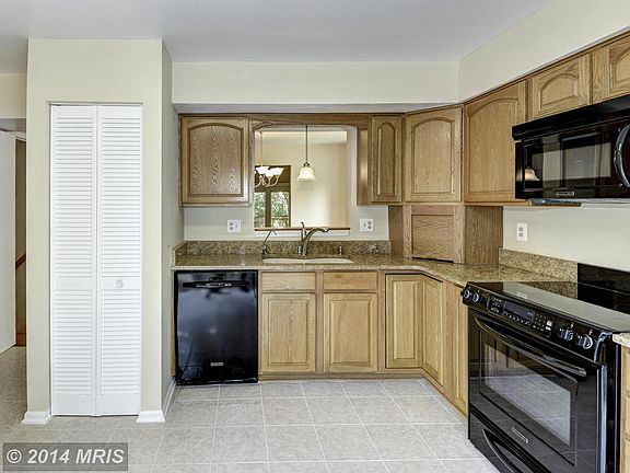 3rd image of 10648 Sawdust Cir
