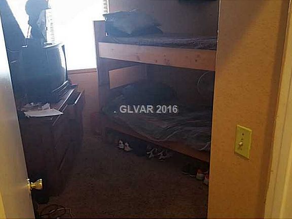 5th image of 4619 Split Rock Dr