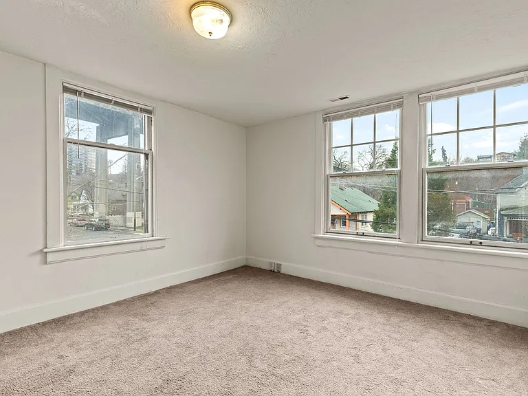 1608 W Main Ave — Photo 11