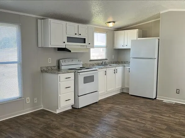 126 Cardinal Ln House 126, House Springs, MO 63051