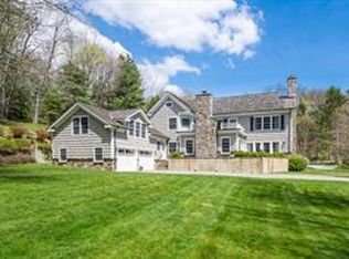 87 Clinton Rd, Bedford Hills, NY 10507