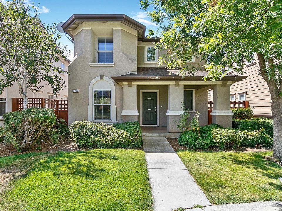 1st image of 3215 Puffin Cir