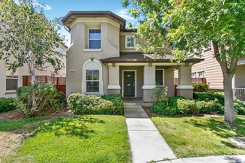 3215 Puffin Cir Photo 1