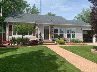316 E Van Buren St, Marengo, IL 60152