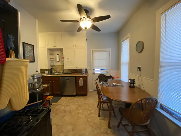 1819 Buchanan St NE #1, Minneapolis, MN 55418