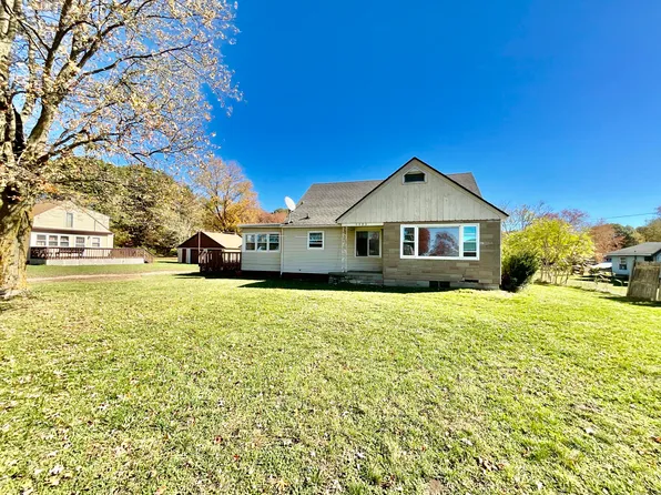 1123 58th St, Pullman, MI 49450
