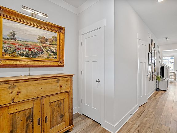4th image of 59 Mardale Ln